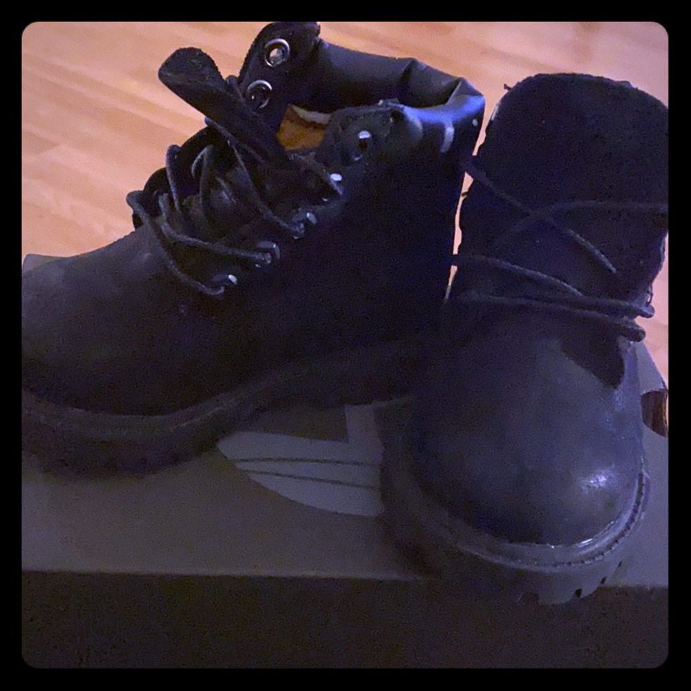 5M Toddler Timberland boots